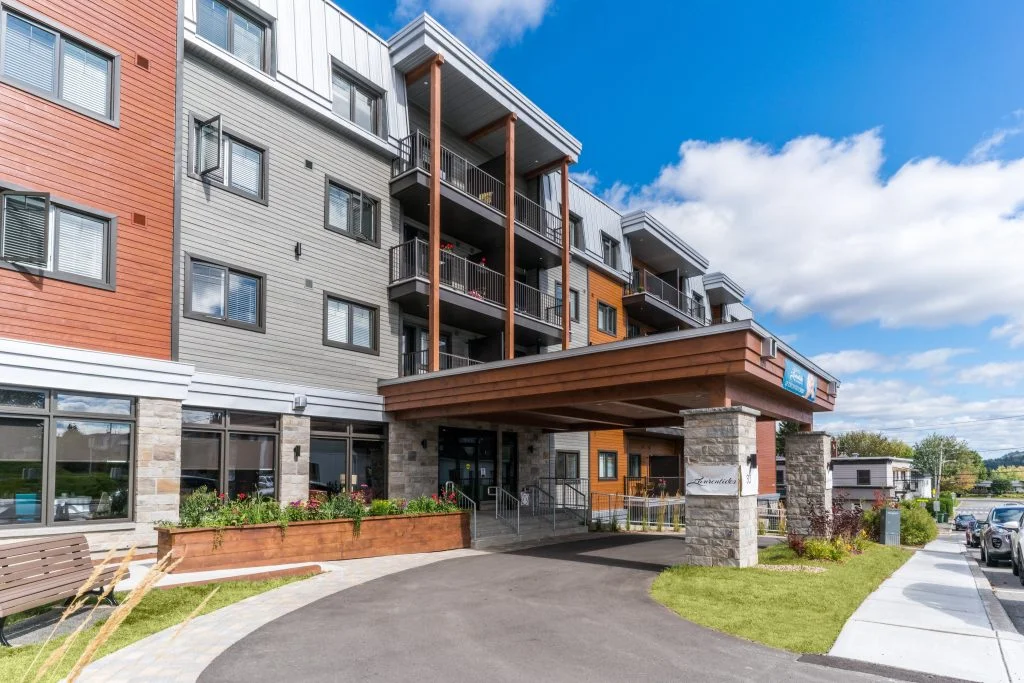 Entrée principale de la Résidence des Laurentides